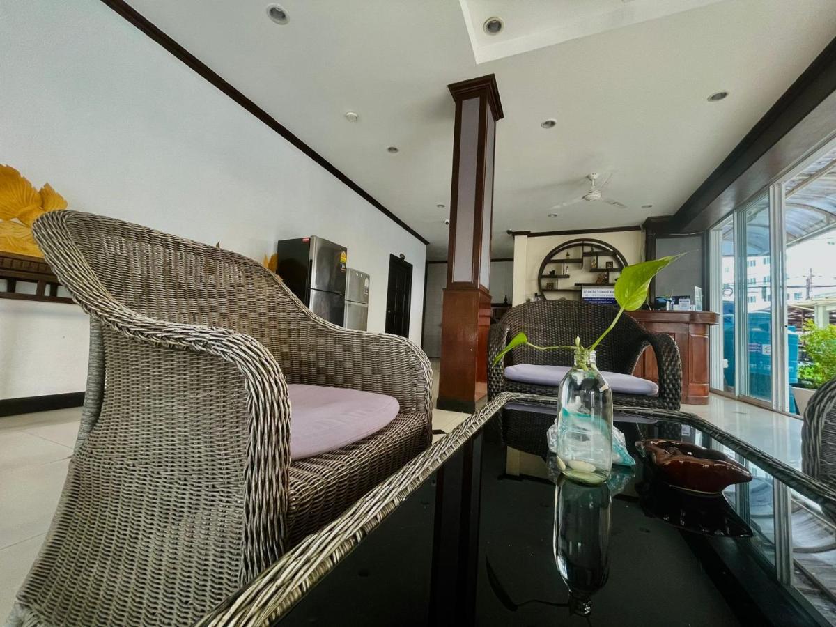 Hill View Hotell 3*