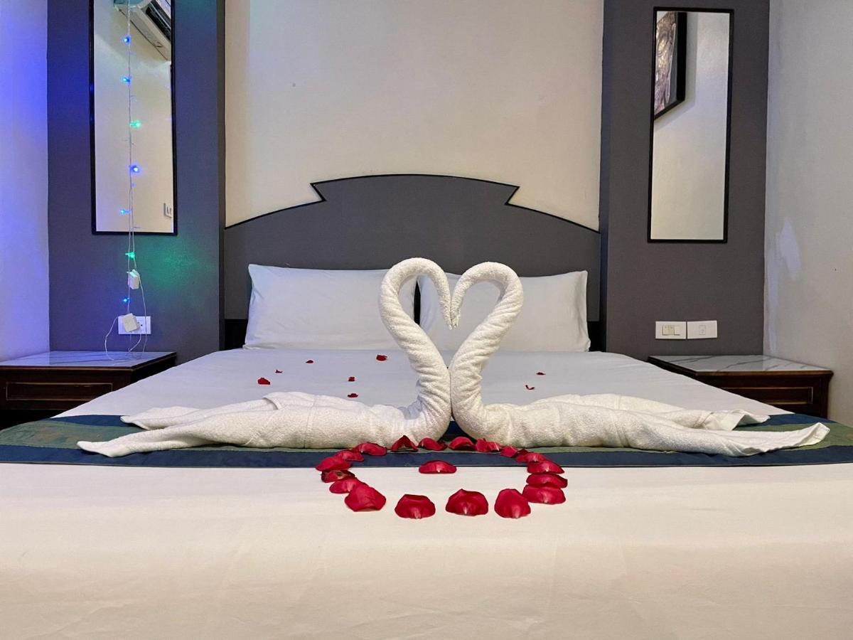 Hill View Hotell 3*